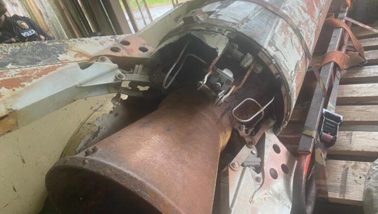 Evin Garajında Eski Nükleer Füze Bulundu