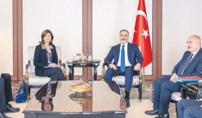 Bakan Fidan: ‘Adil olmanızı bekliyoruz’