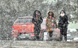 Kars’ta kar yağışı hayatı olumsuz etkiledi