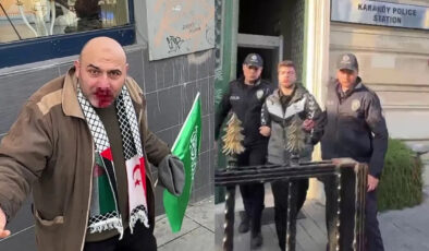 Tevhid bayrağı açan kişiye saldıranın cezası şaşırttı