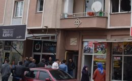 Bafra’da ev yangınında dumandan etkilenen bir kişi hastaneye kaldırıldı