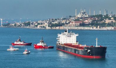 İstanbul Boğazı’nda Karaya Oturan ALEXIS İsimli Gemi Kurtarıldı