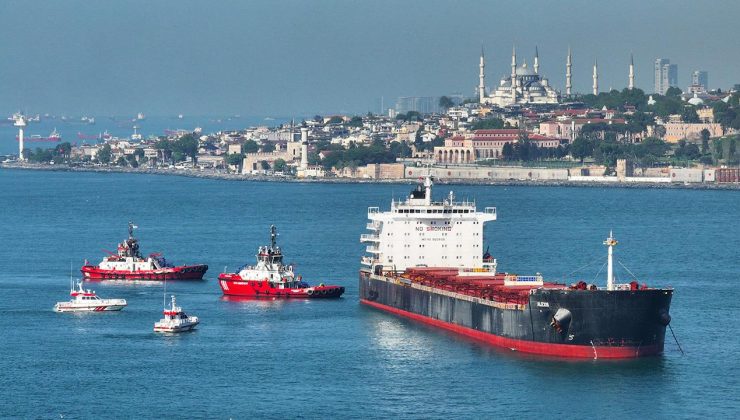 İstanbul Boğazı’nda Karaya Oturan ALEXIS İsimli Gemi Kurtarıldı