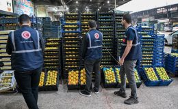 Adana’da meyve ve sebze toptancılarında denetim yapıldı